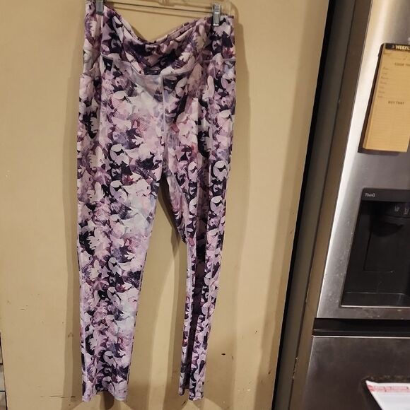 Duluth Trading Co Black and Purple Patterned Leggings XL X31 EUC - Picture 1 of 2